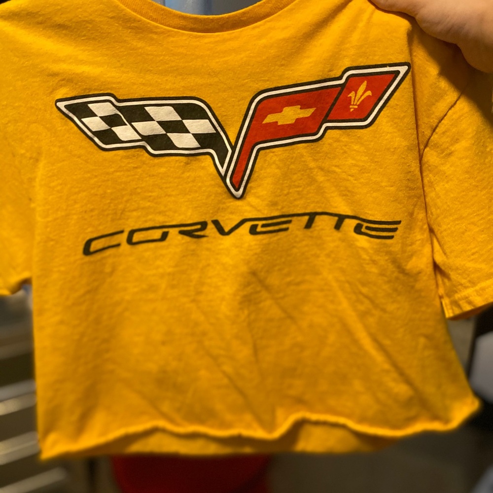 yellow corvette crop tee
